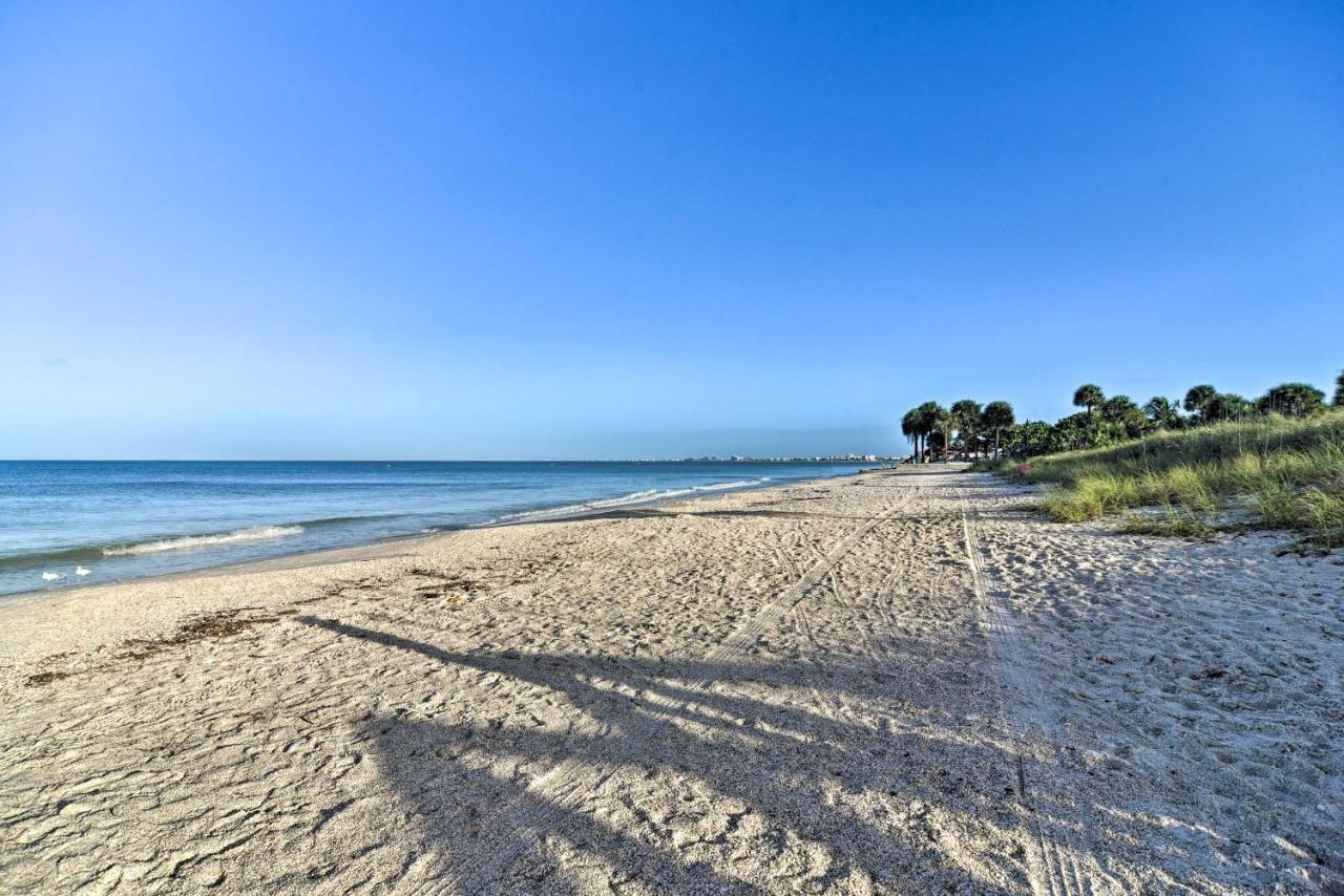 Idyllic Pass-A-Grille Studio - Walk To The Beach! St. Pete Beach Kültér fotó