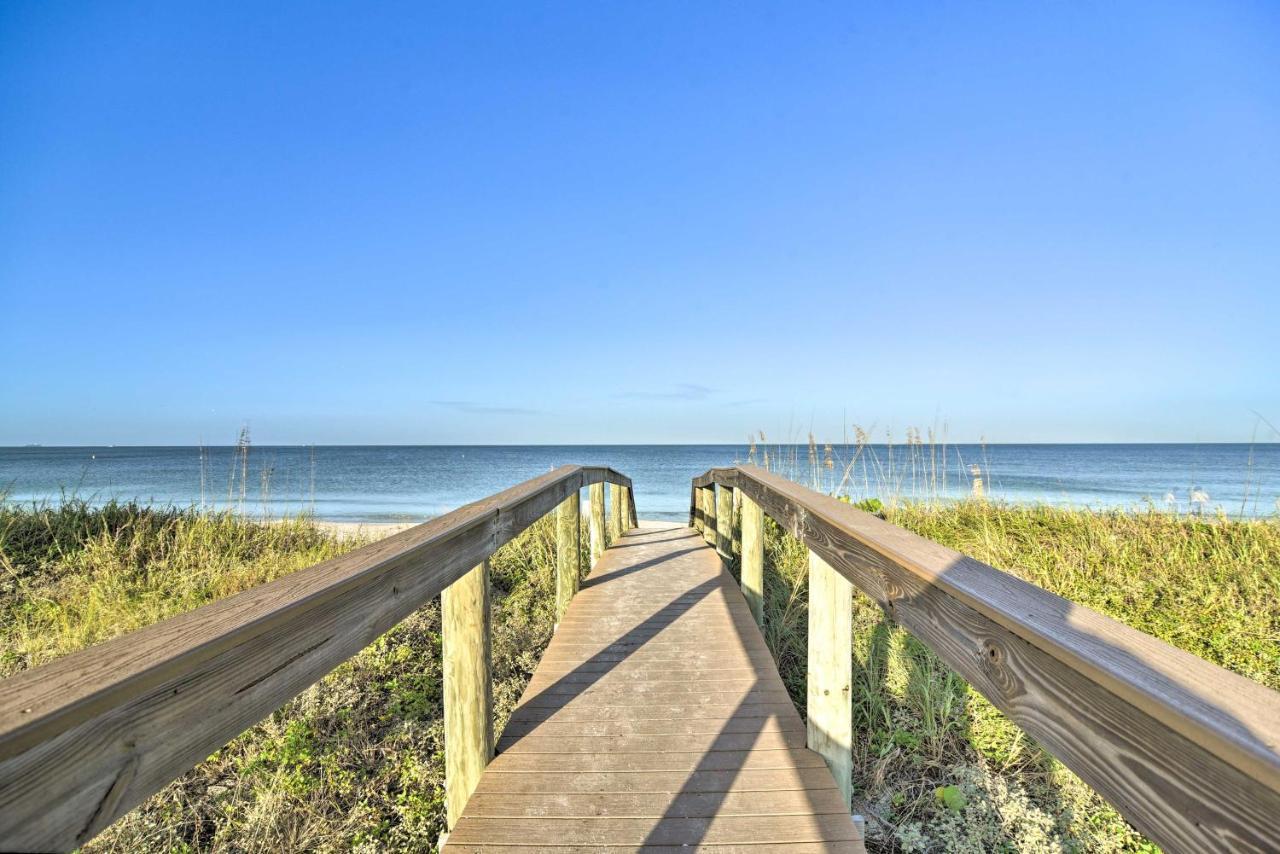 Idyllic Pass-A-Grille Studio - Walk To The Beach! St. Pete Beach Kültér fotó